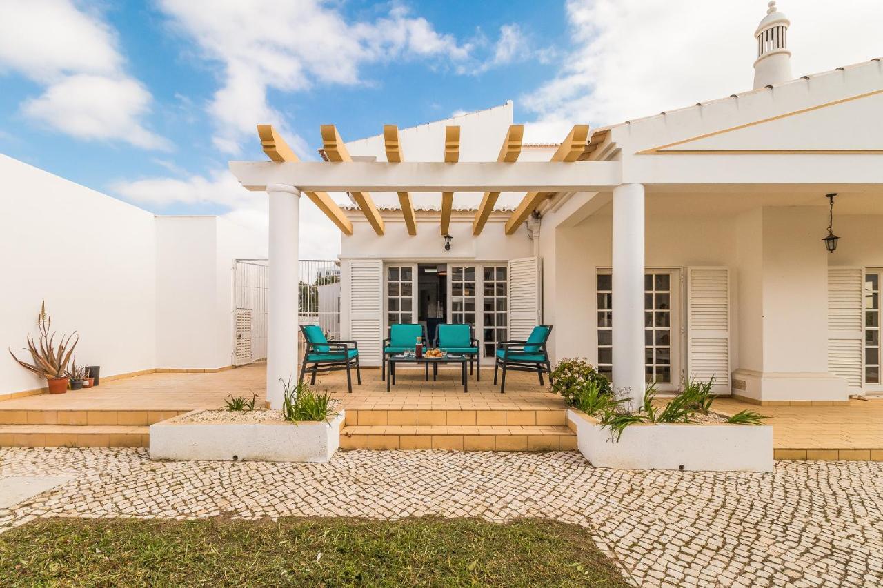 New Dawn'S Guesthouse By Algarve Golden Properties Лагуш Экстерьер фото